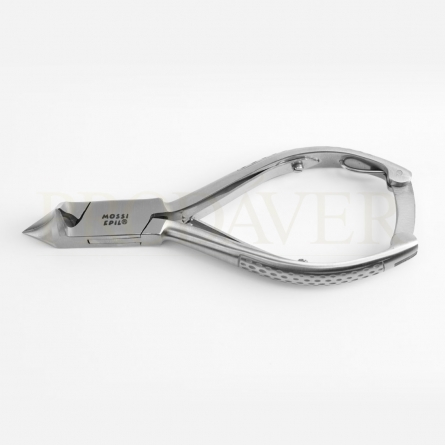 it cuts either to the left or to the right, without changing the position of the pliers