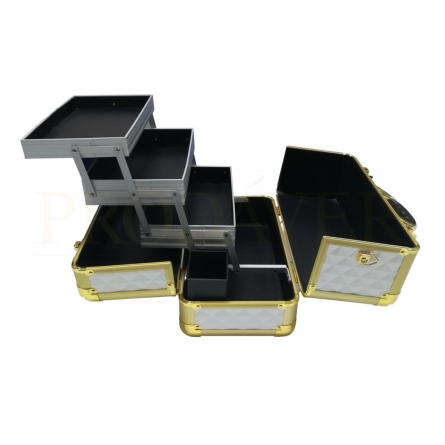 Detalhe de caixa aberta